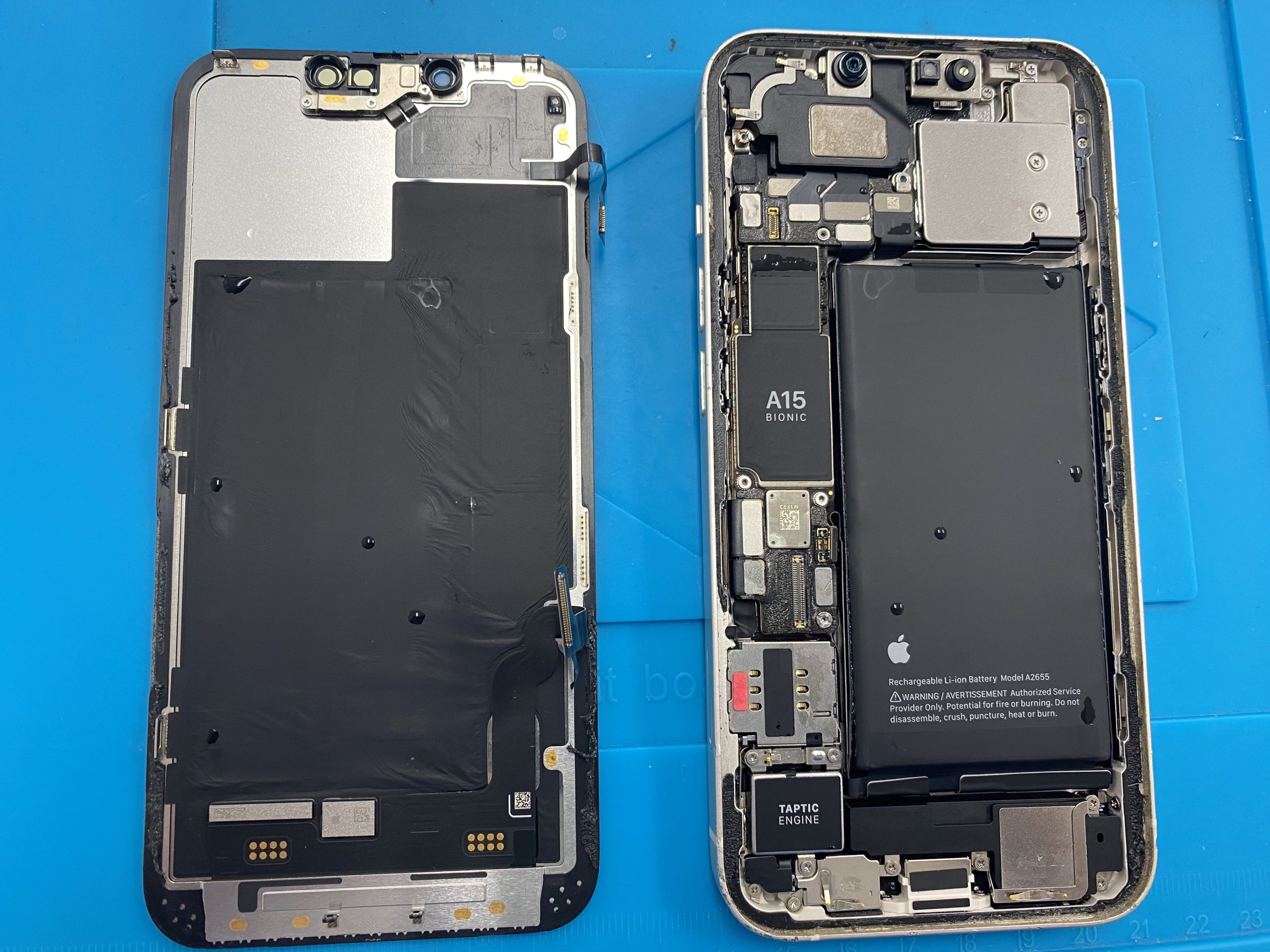 岡崎市】iPhone13 背面ガラス割れ修理 まちスマ岡崎店