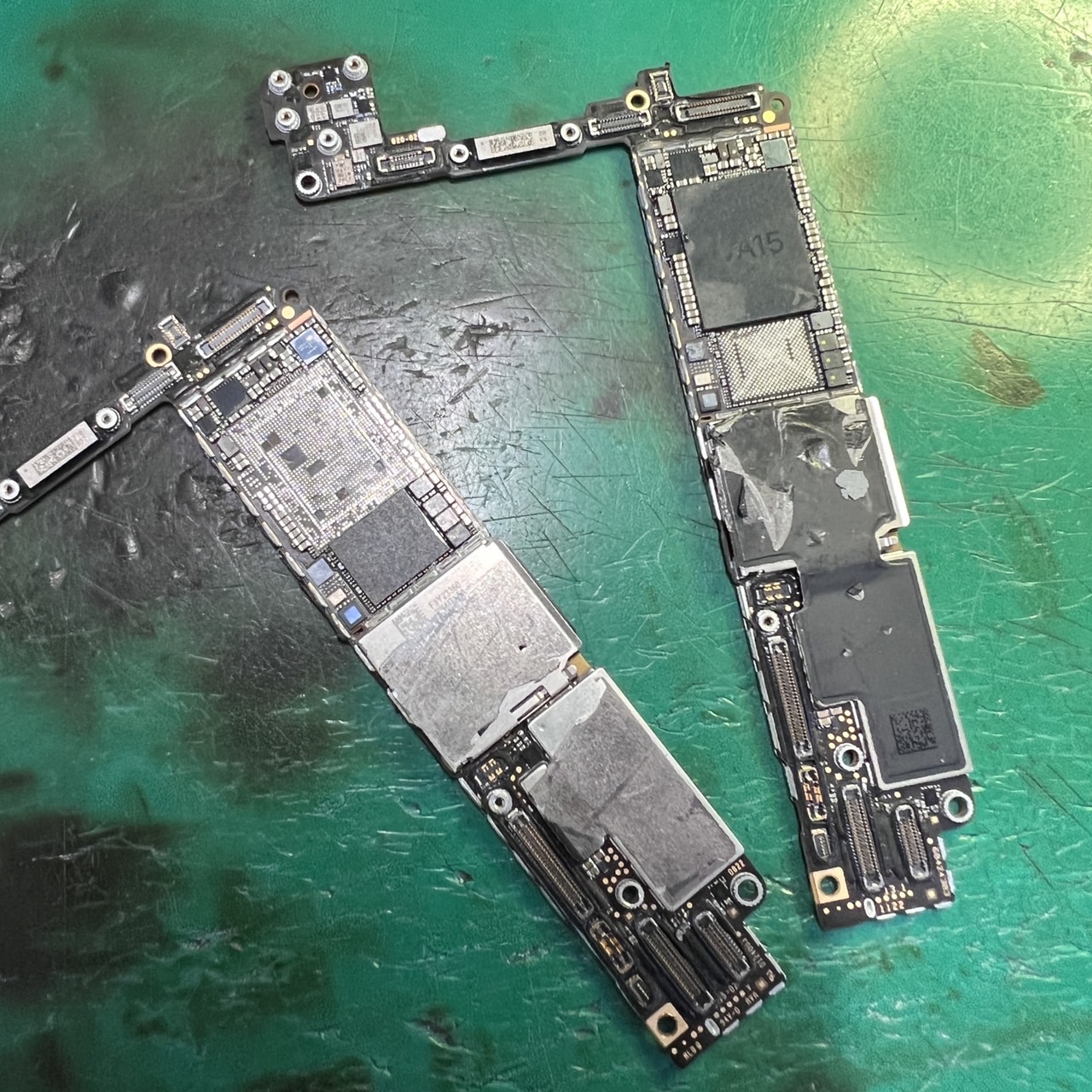 修理歴なし！iPhone13 256gb 動作不良なし】iPhone13 128GB スマートフォン本体