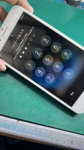 【簡略修理レポート】iPhone 8 Plus 他店修理後に再起動不可｜コンデンサーショートでデータ復旧成功